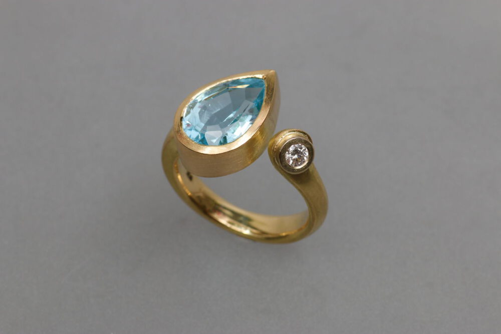 Aquamarin-Ring