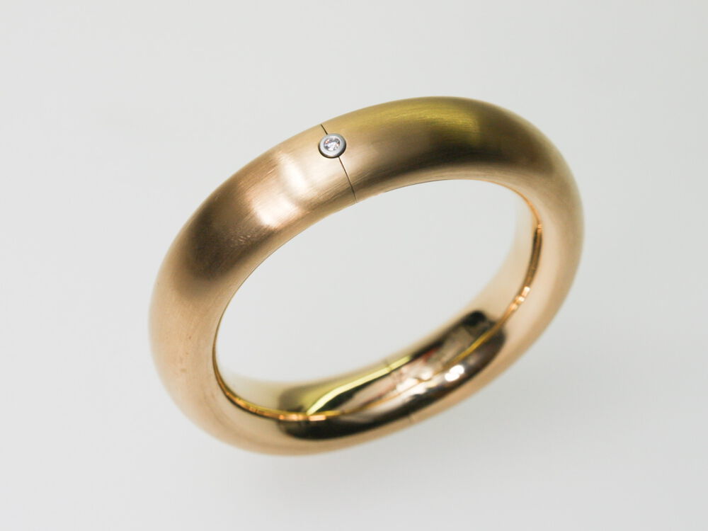 Armreif mit Context Cut Diamant